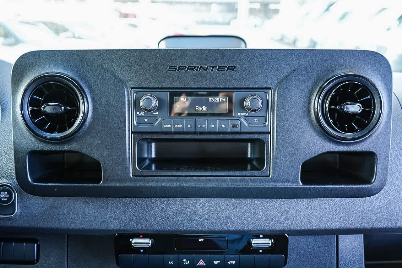 Thumbnail: 2026 Mercedes-Benz Sprinter - 14