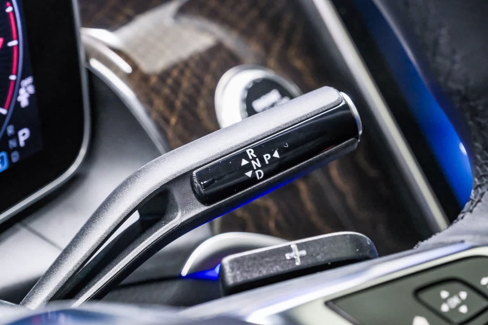 Thumbnail: 2025 Mercedes-Benz GLC - 20