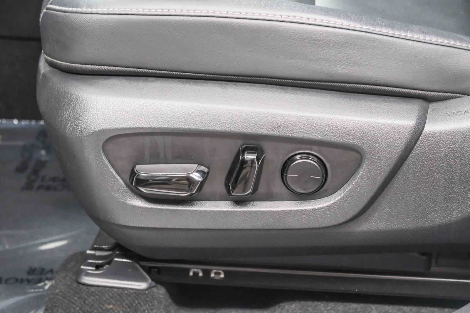 Thumbnail: 2023 Lexus RX - 20