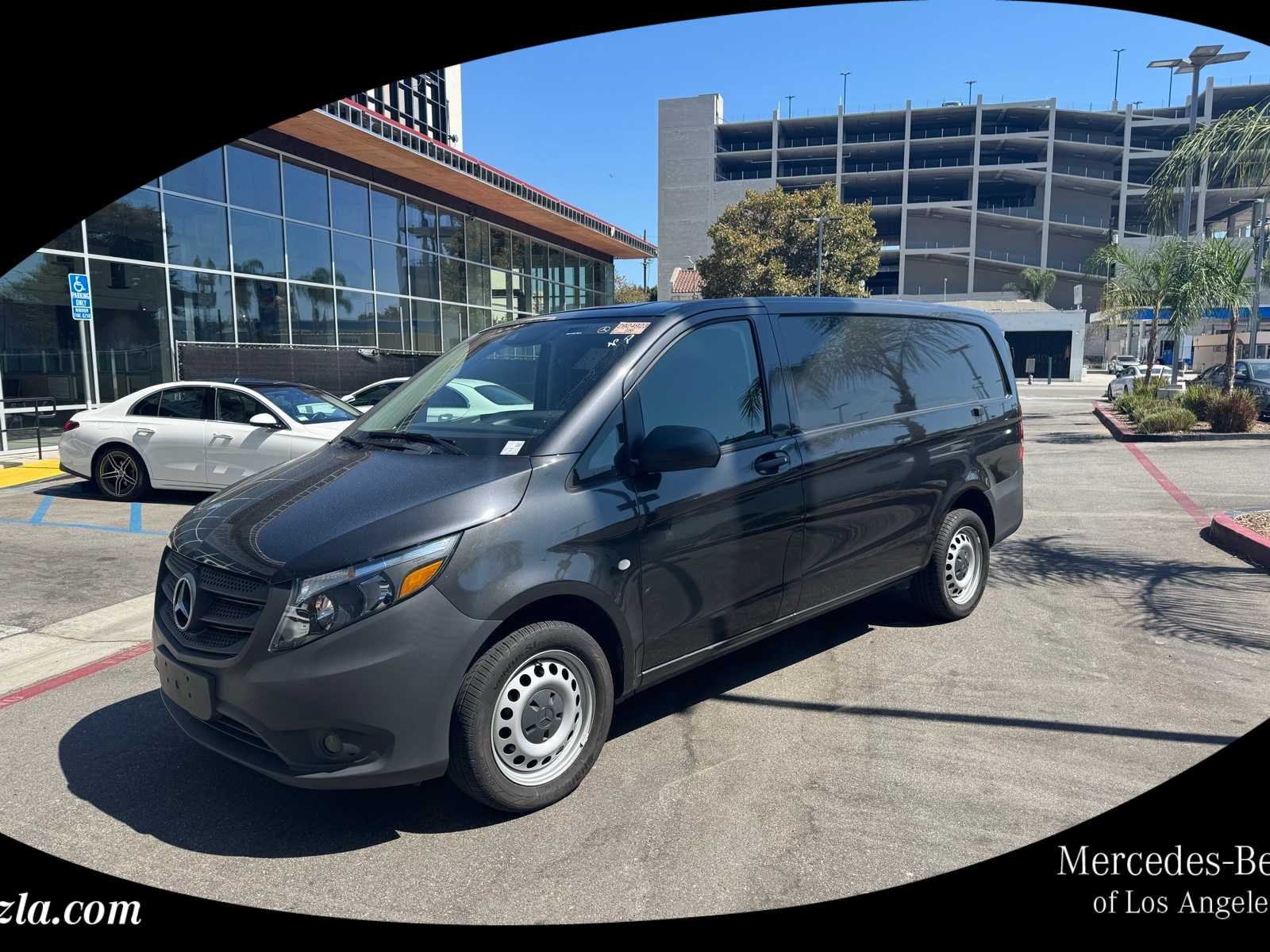 Thumbnail: 2020 Mercedes-Benz Metris - 1