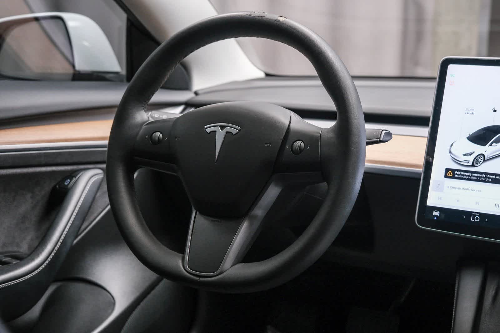 Thumbnail: 2021 Tesla Model 3 - 15