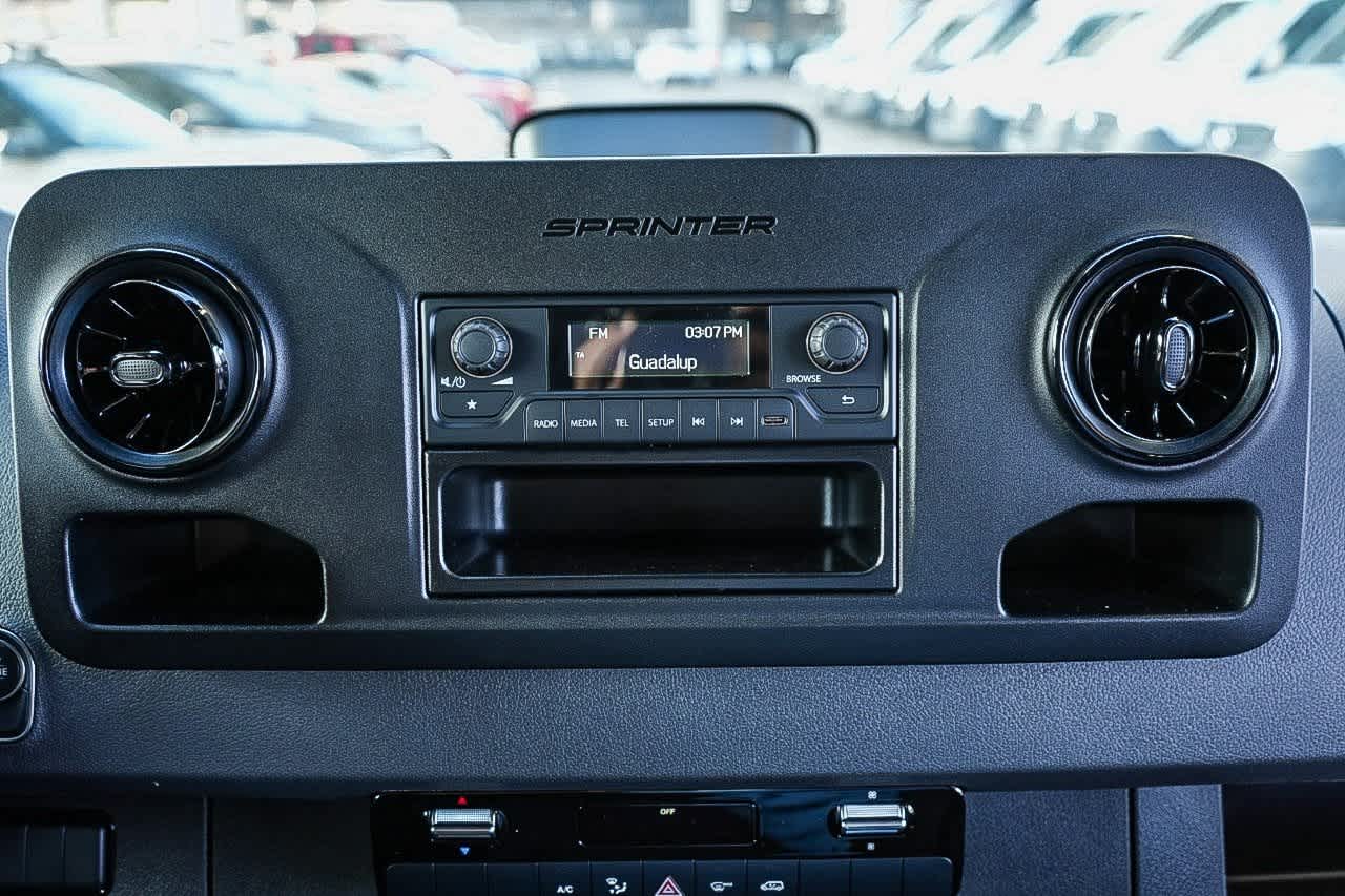 Thumbnail: 2026 Mercedes-Benz Sprinter - 14