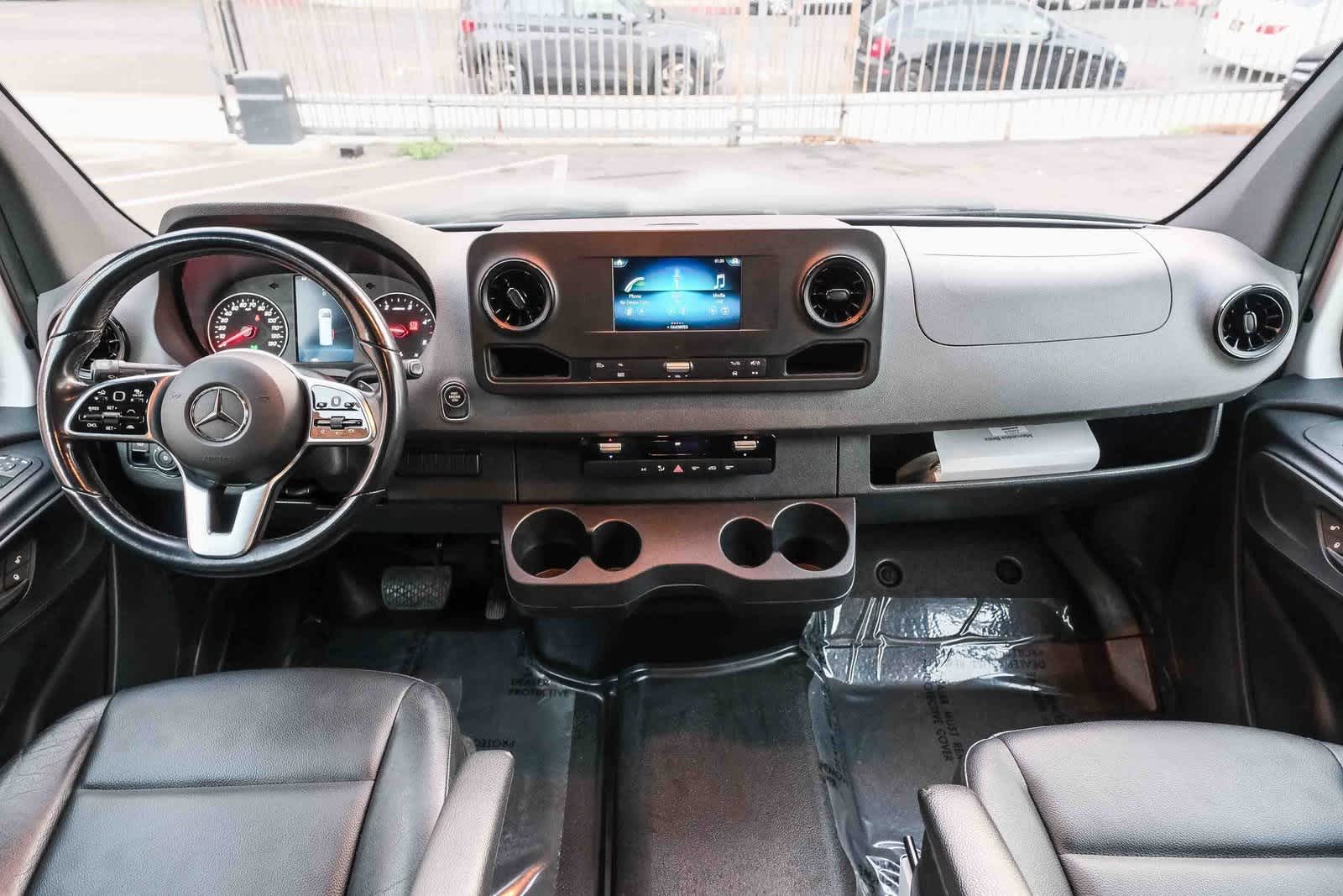 Thumbnail: 2022 Mercedes-Benz Sprinter - 13