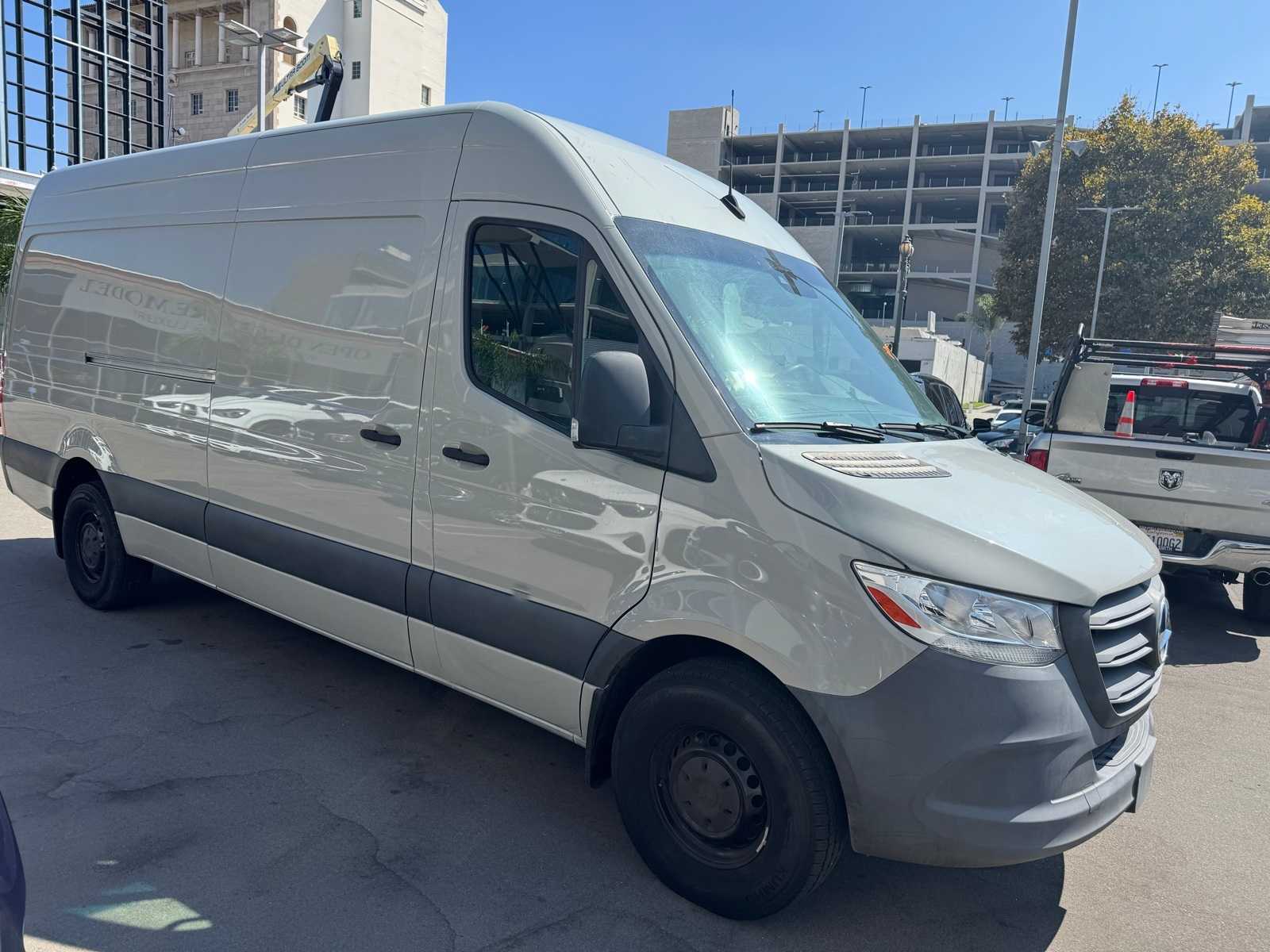 Thumbnail: 2023 Mercedes-Benz Sprinter - 2