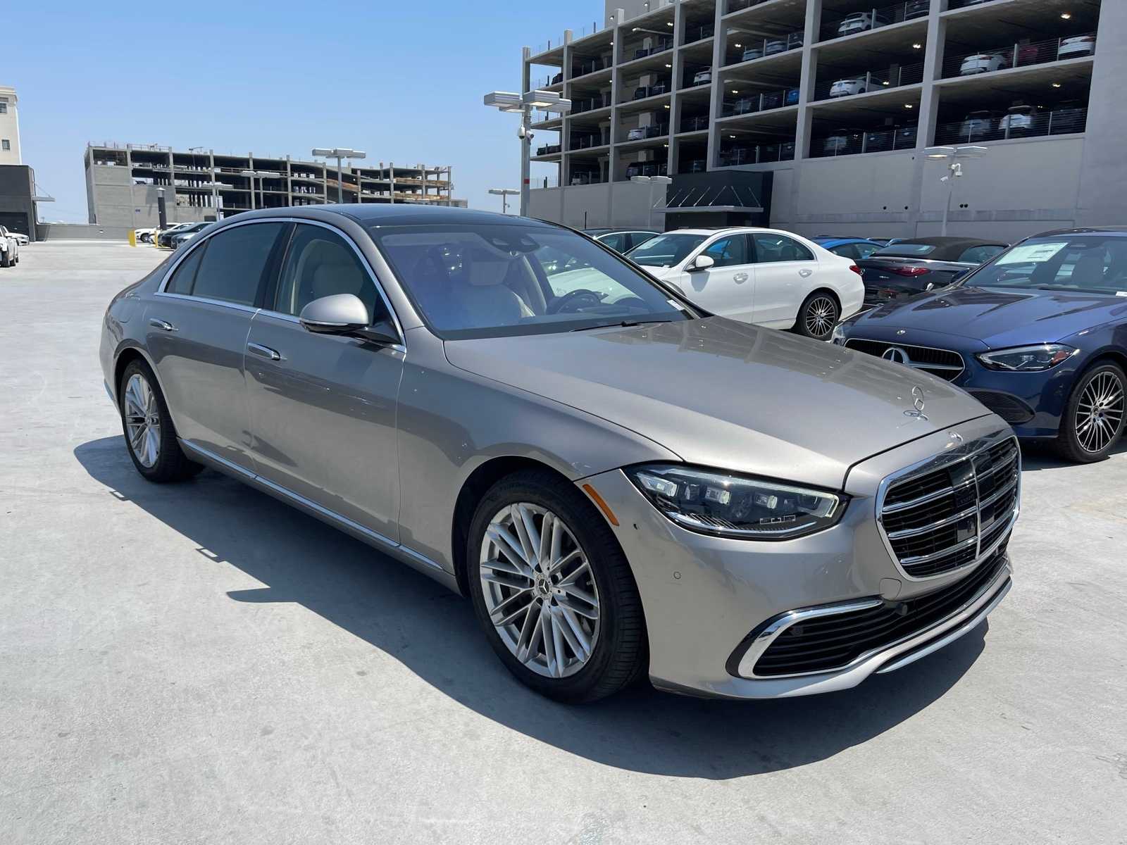 Thumbnail: 2021 Mercedes-Benz S-Class - 4