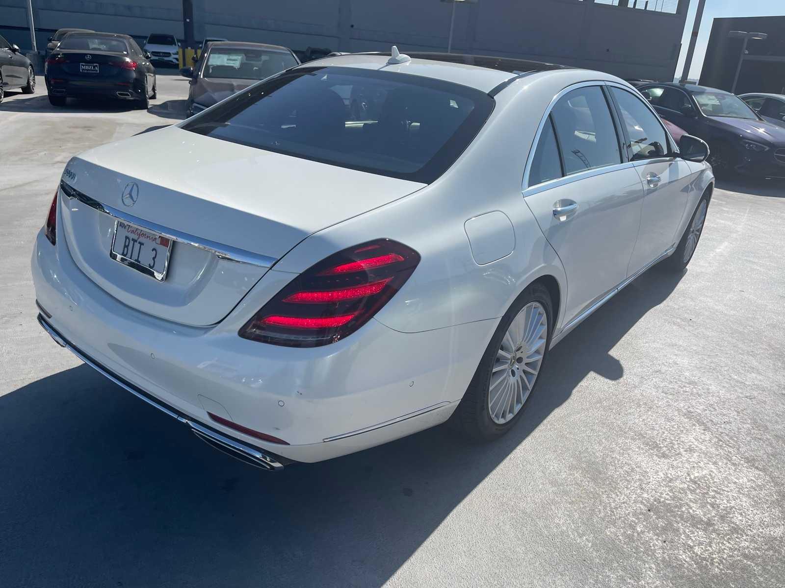 Thumbnail: 2018 Mercedes-Benz S-Class - 3