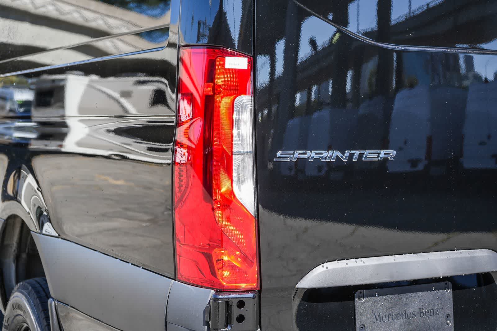 Thumbnail: 2026 Mercedes-Benz Sprinter - 9