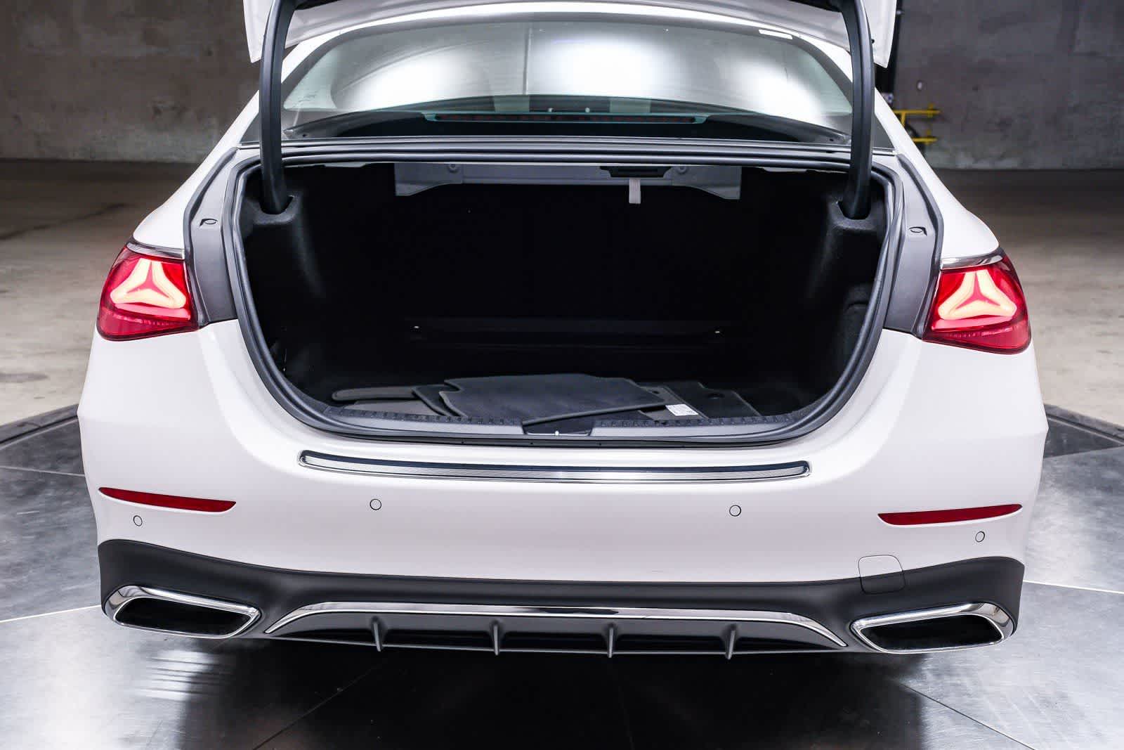 Thumbnail: 2026 Mercedes-Benz E-Class - 24