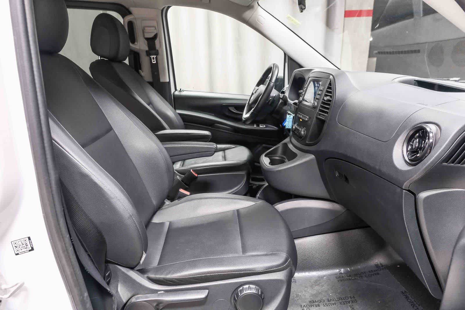 Thumbnail: 2023 Mercedes-Benz Metris - 16