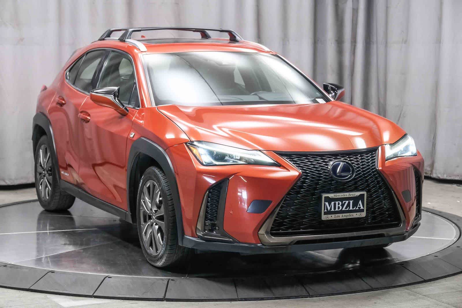 Thumbnail: 2020 Lexus UX - 5
