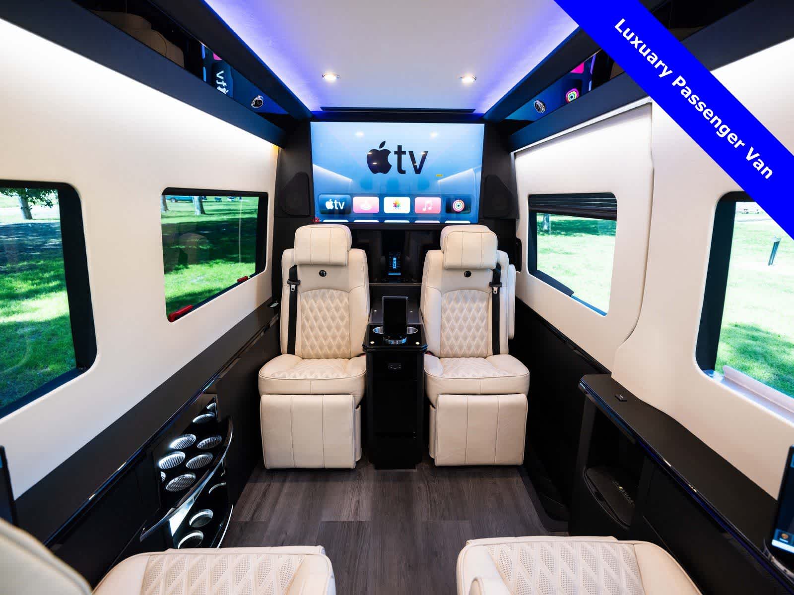 Thumbnail: 2024 Mercedes-Benz Sprinter - 2