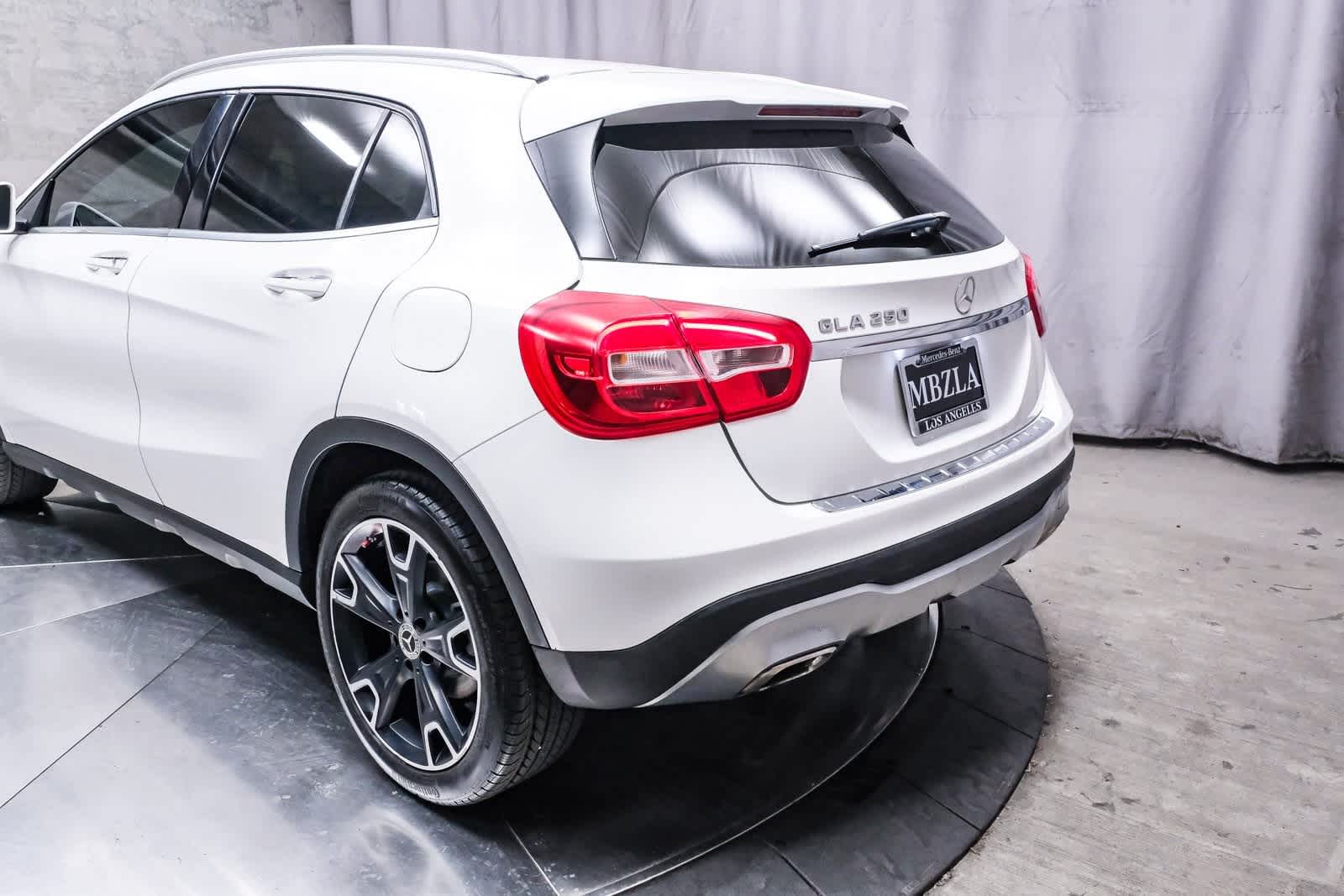 Thumbnail: 2019 Mercedes-Benz GLA - 8