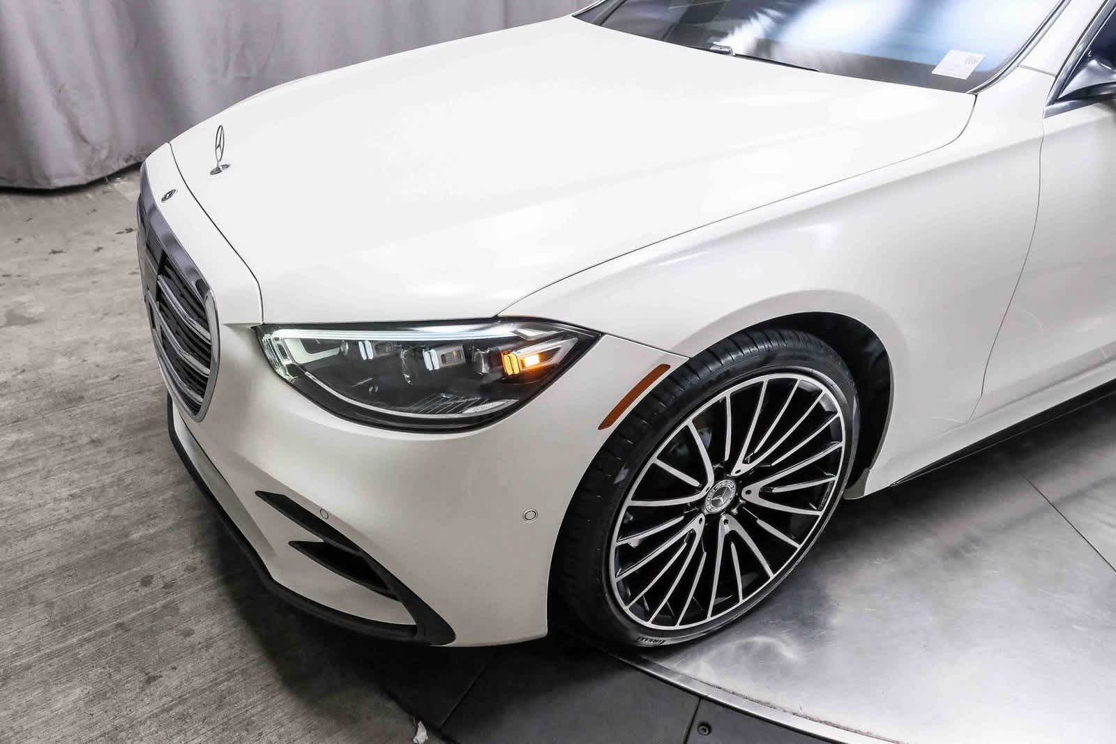 Thumbnail: 2022 Mercedes-Benz S-Class - 11