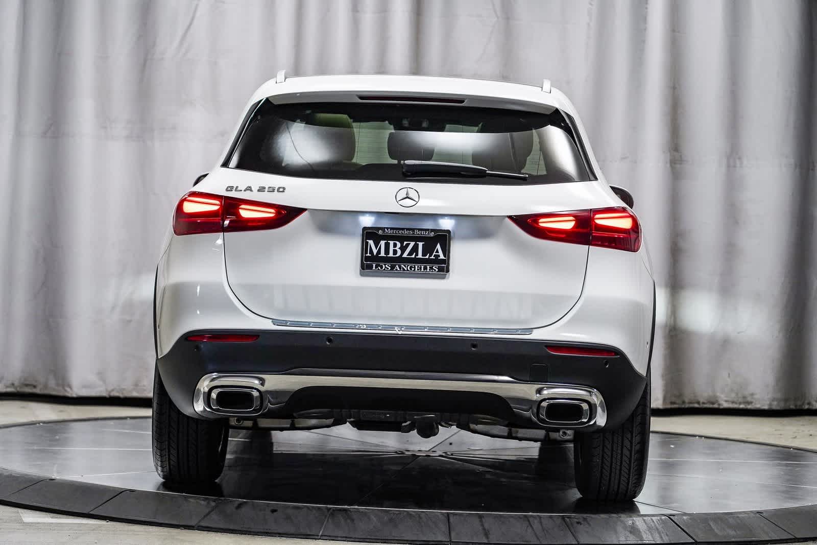 Thumbnail: 2025 Mercedes-Benz GLA - 3