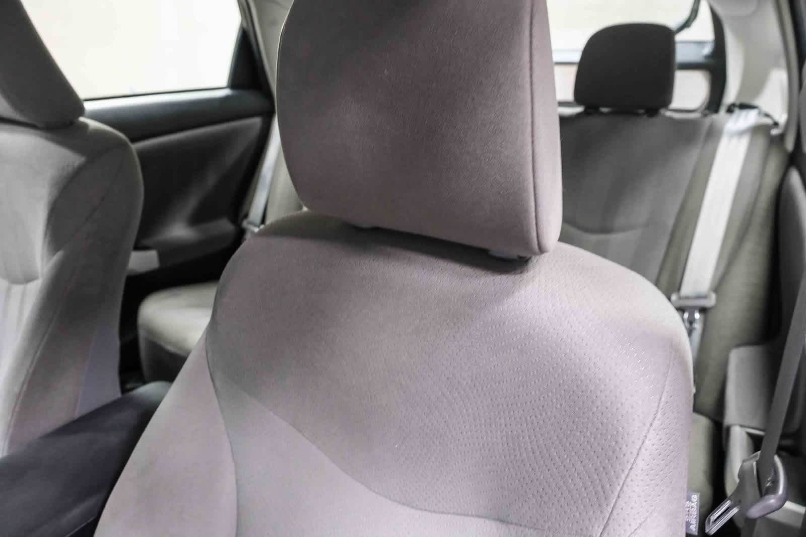 Thumbnail: 2015 Toyota Prius - 18