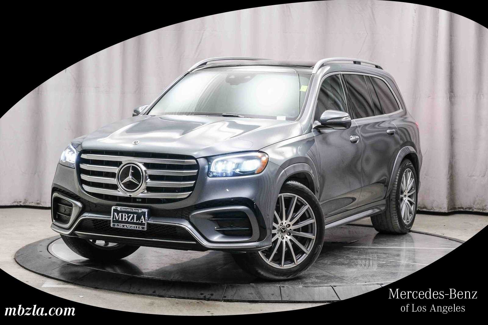 2025 Mercedes-Benz GLS Base's photo