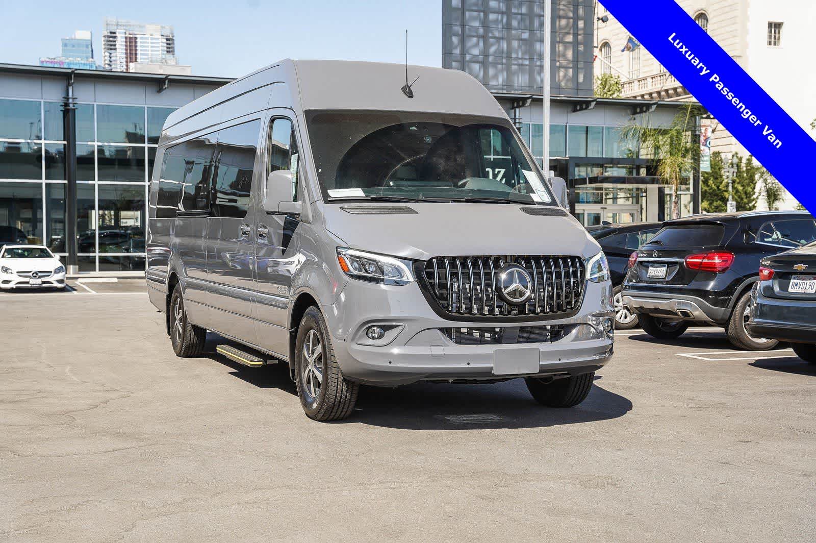 Thumbnail: 2024 Mercedes-Benz Sprinter - 5