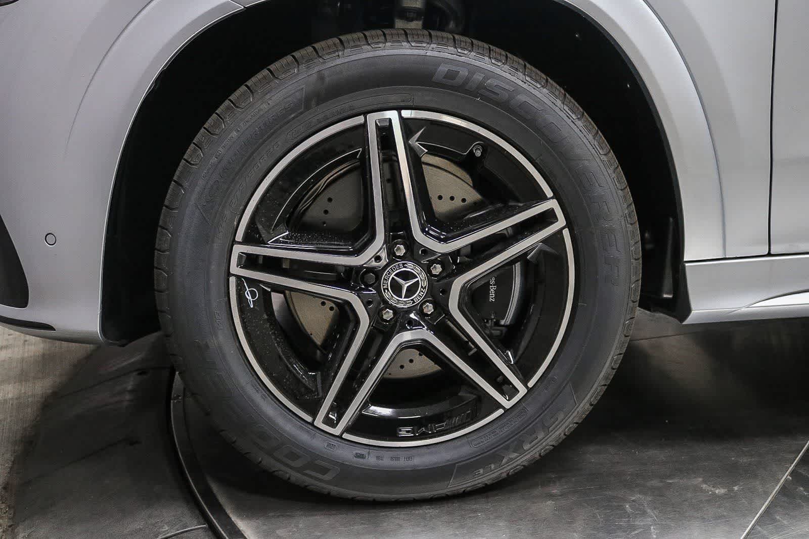 Thumbnail: 2026 Mercedes-Benz GLE - 11