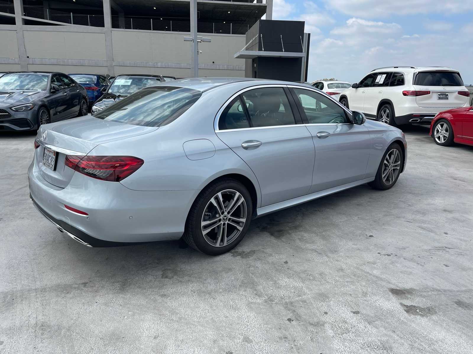 Thumbnail: 2022 Mercedes-Benz E-Class - 3