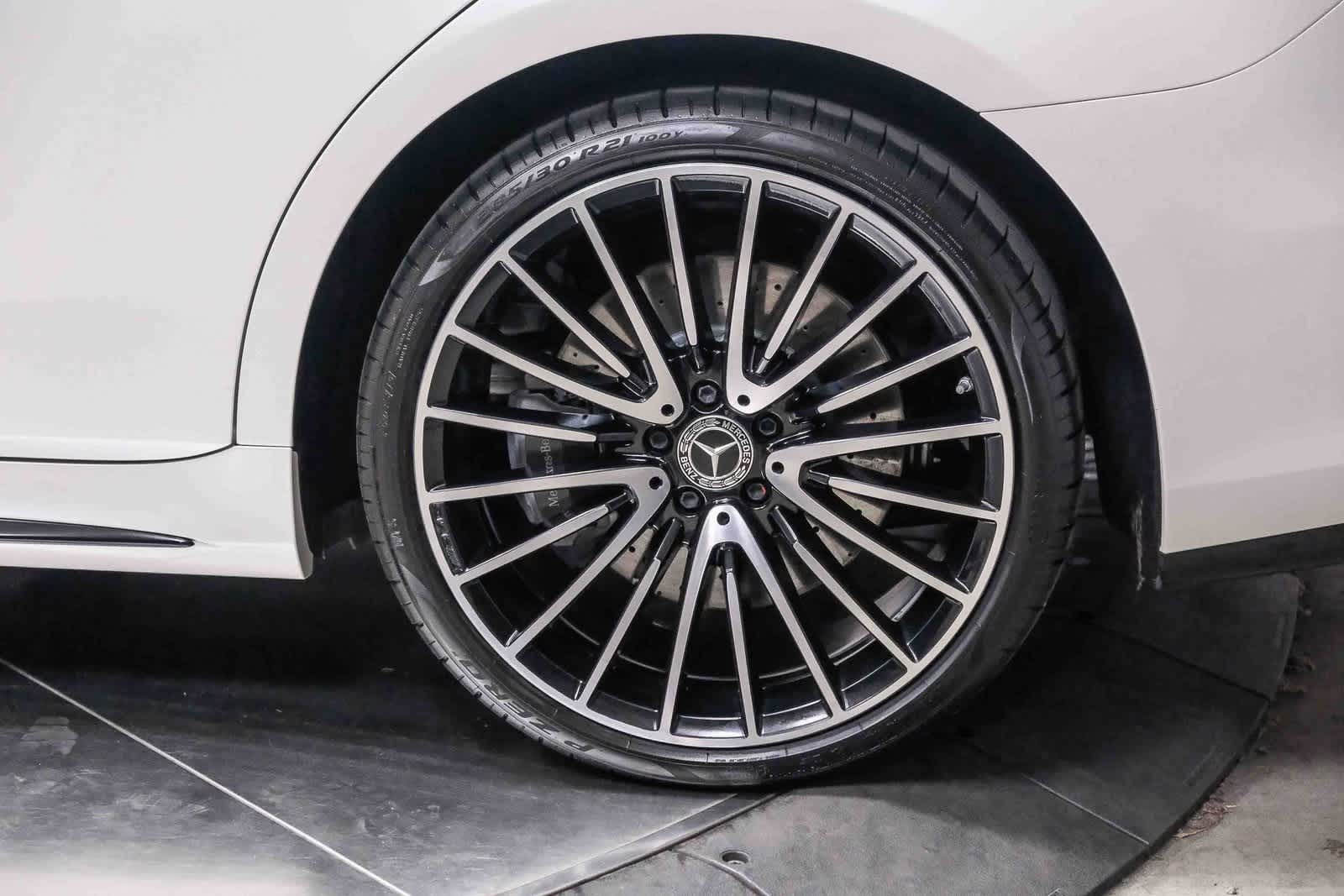 Thumbnail: 2022 Mercedes-Benz S-Class - 9