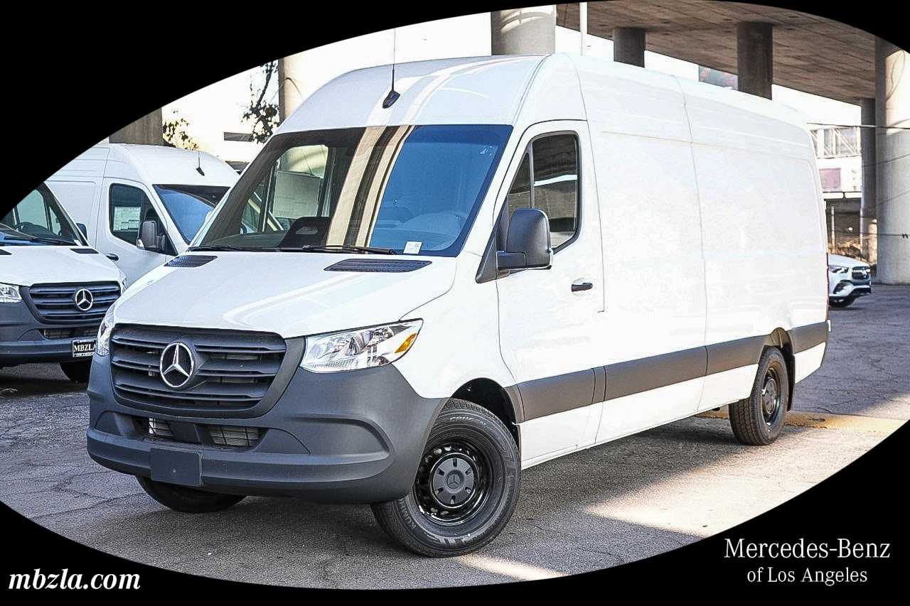 Thumbnail: 2026 Mercedes-Benz Sprinter - 1