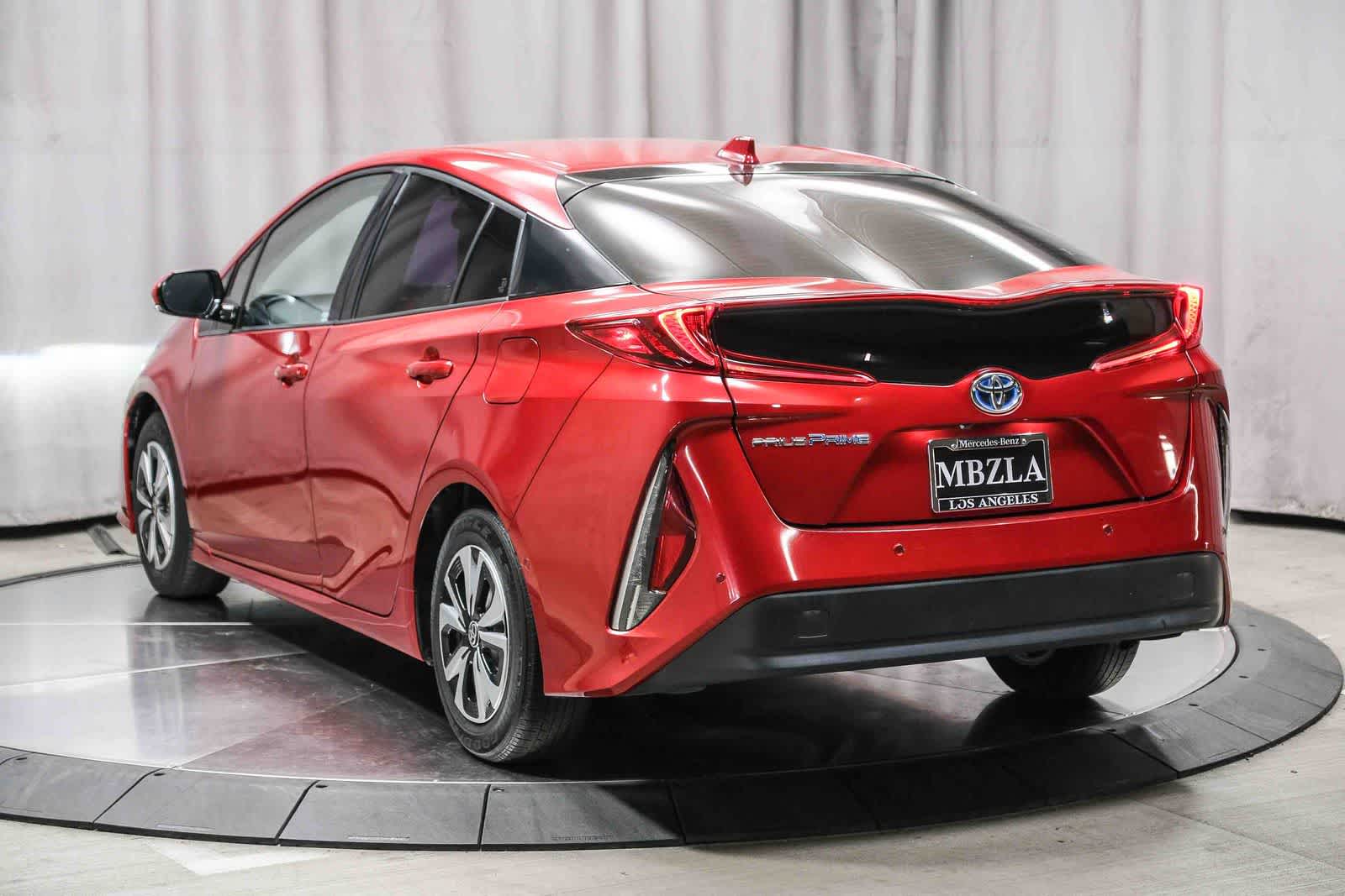 Thumbnail: 2017 Toyota Prius Prime - 2