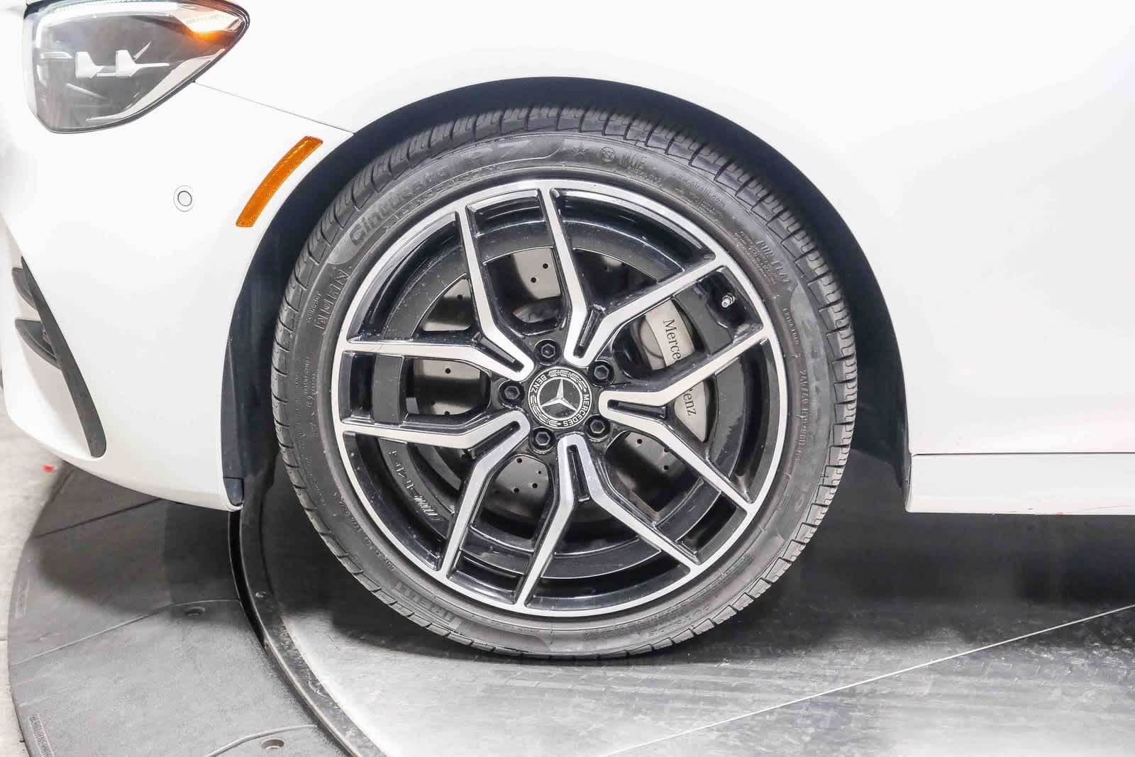 Thumbnail: 2022 Mercedes-Benz E-Class - 10