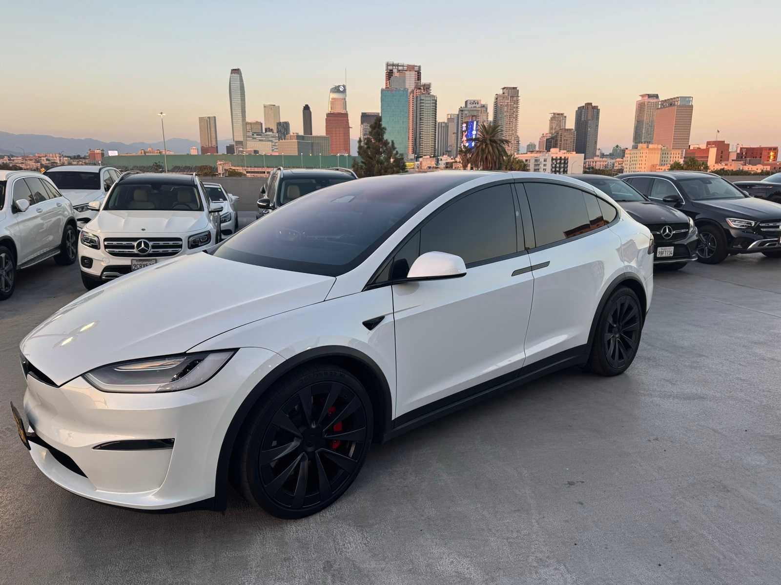 Thumbnail: 2023 Tesla Model X - 2