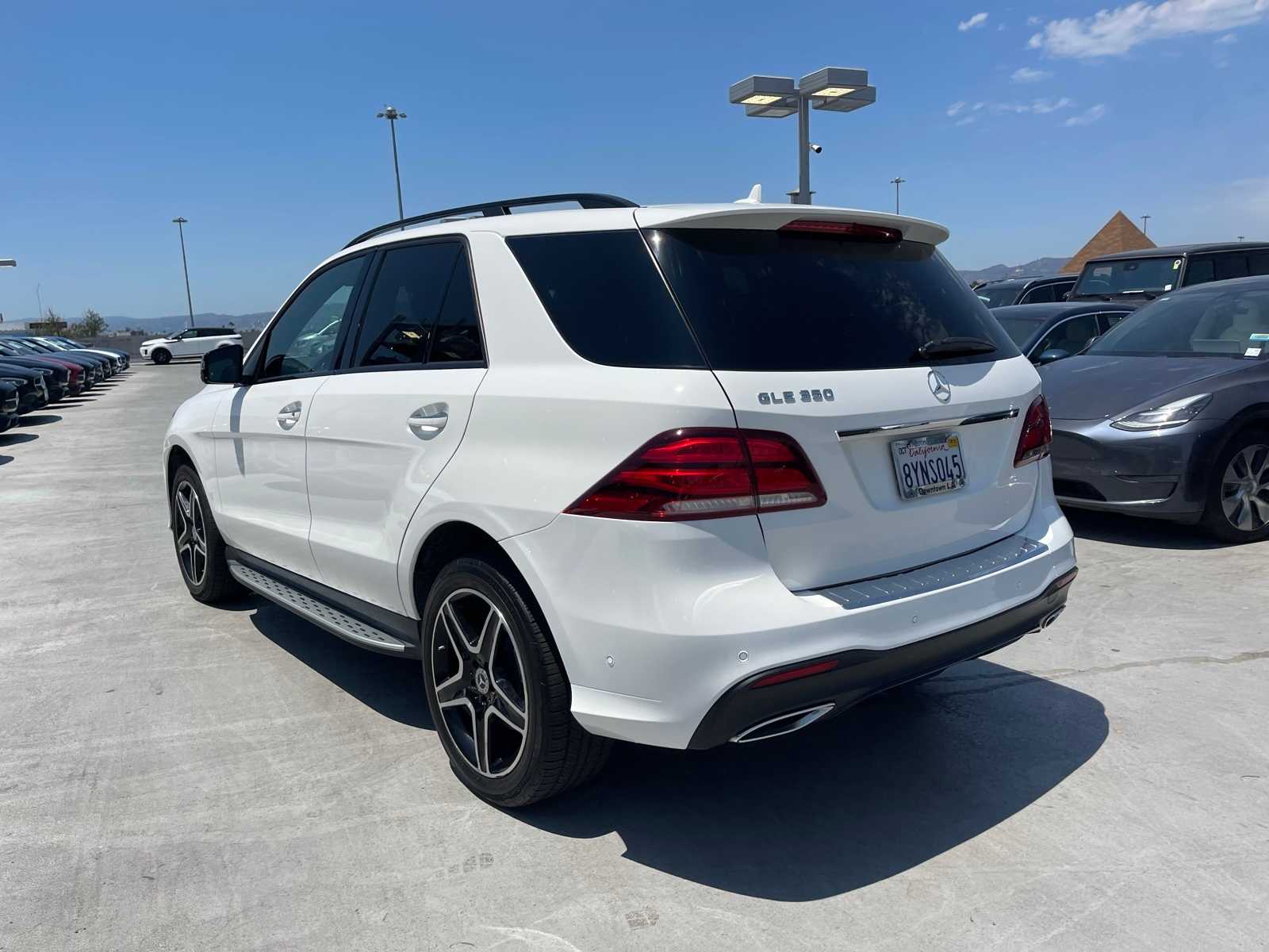 Thumbnail: 2018 Mercedes-Benz GLE - 2