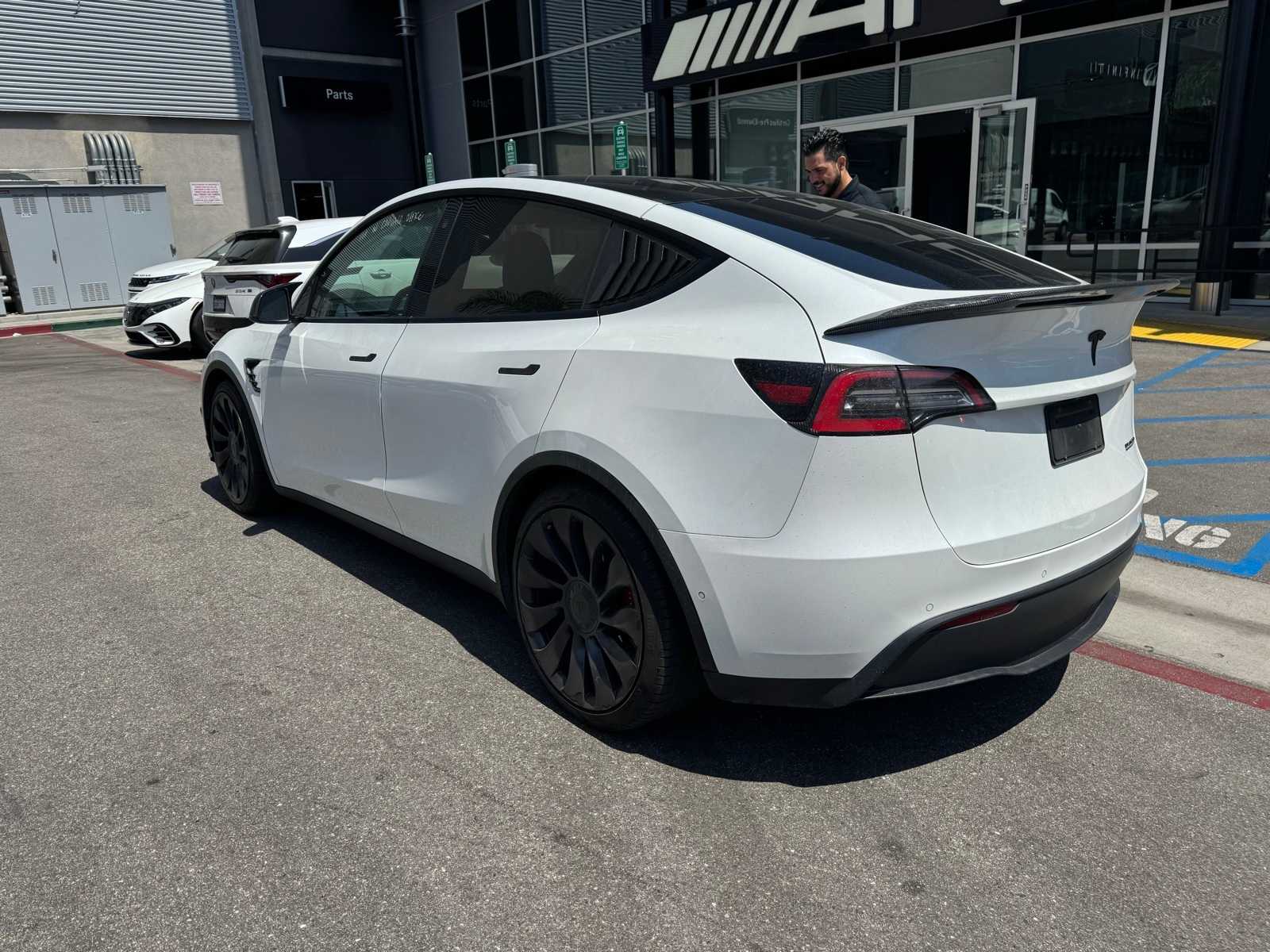 Thumbnail: 2021 Tesla Model Y - 5