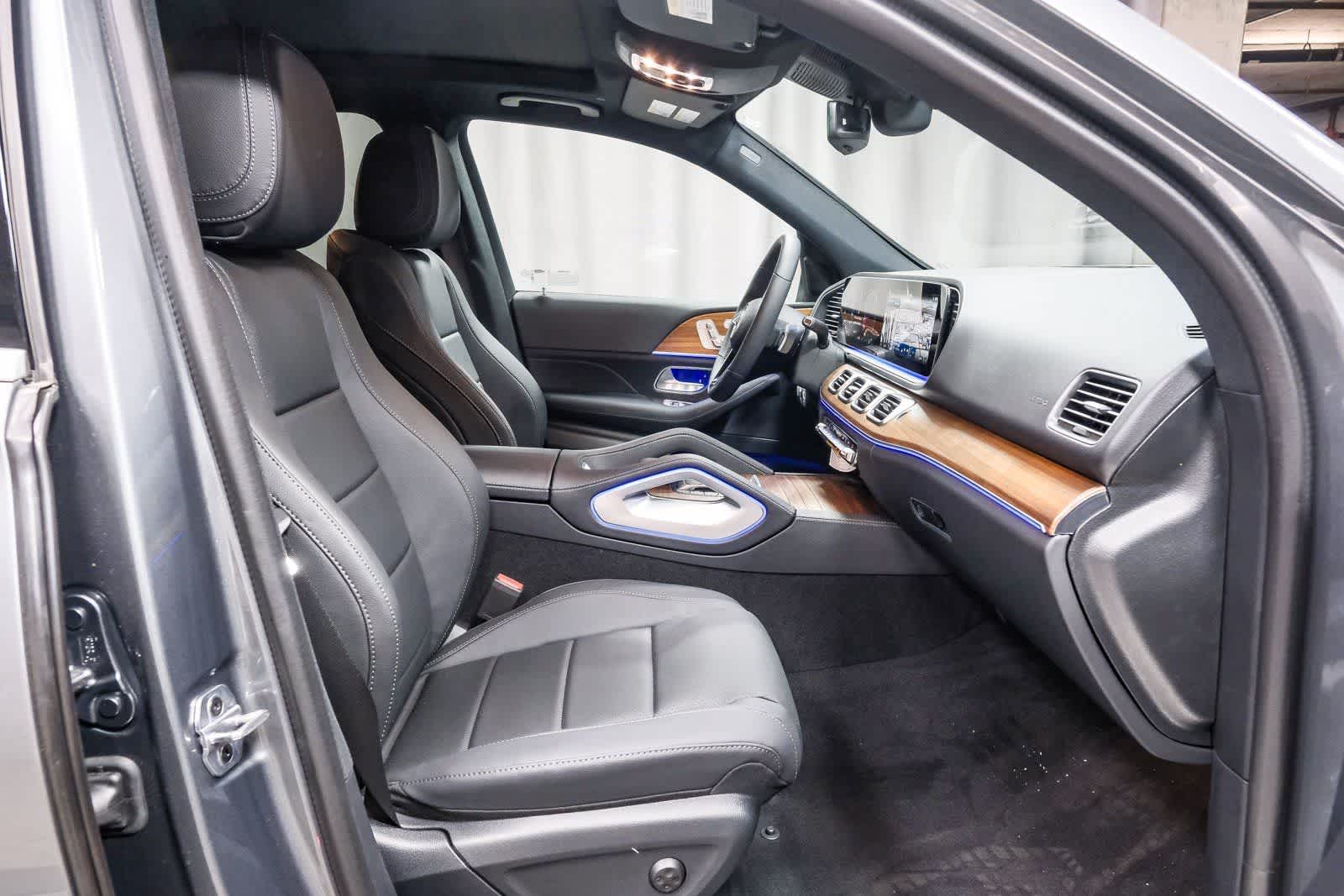 Thumbnail: 2026 Mercedes-Benz GLE - 11