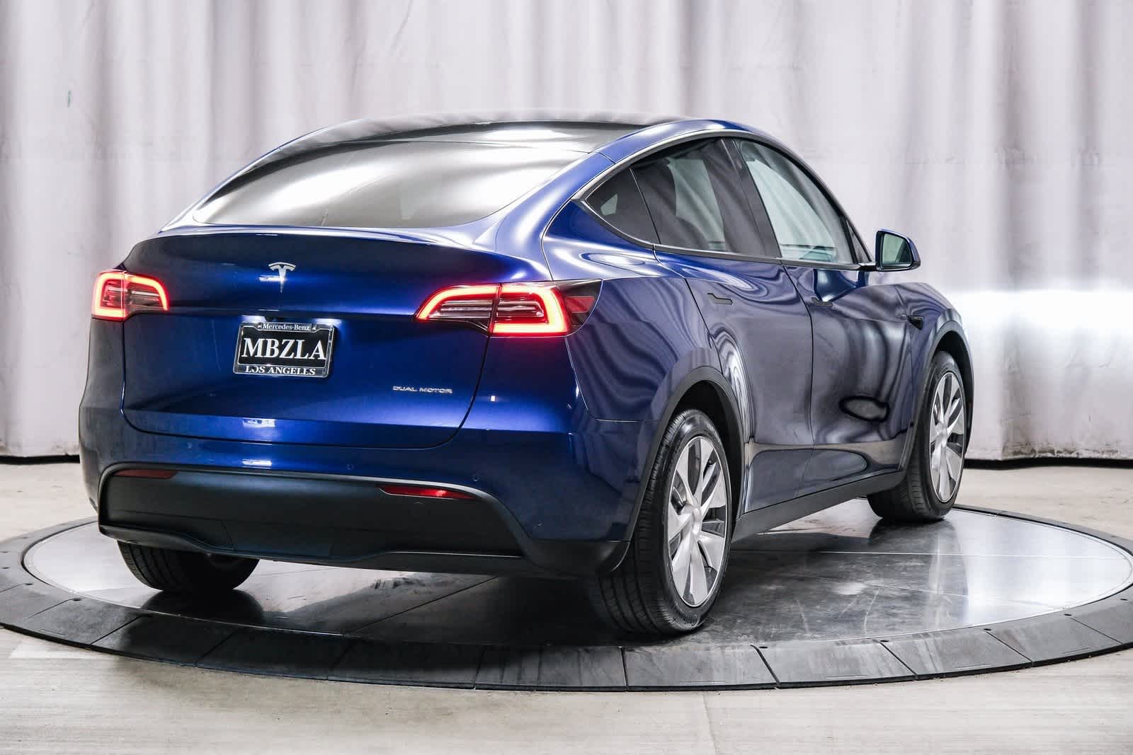Thumbnail: 2022 Tesla Model Y - 4