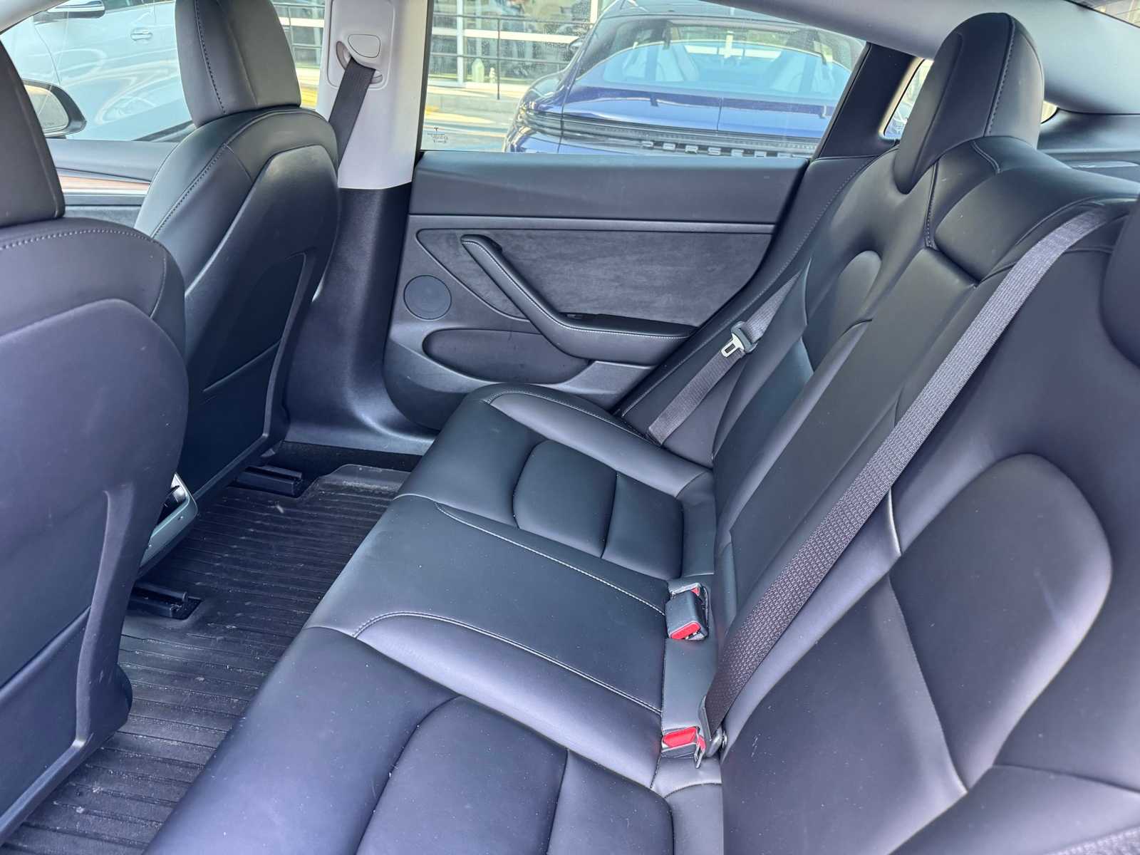 Thumbnail: 2021 Tesla Model 3 - 4