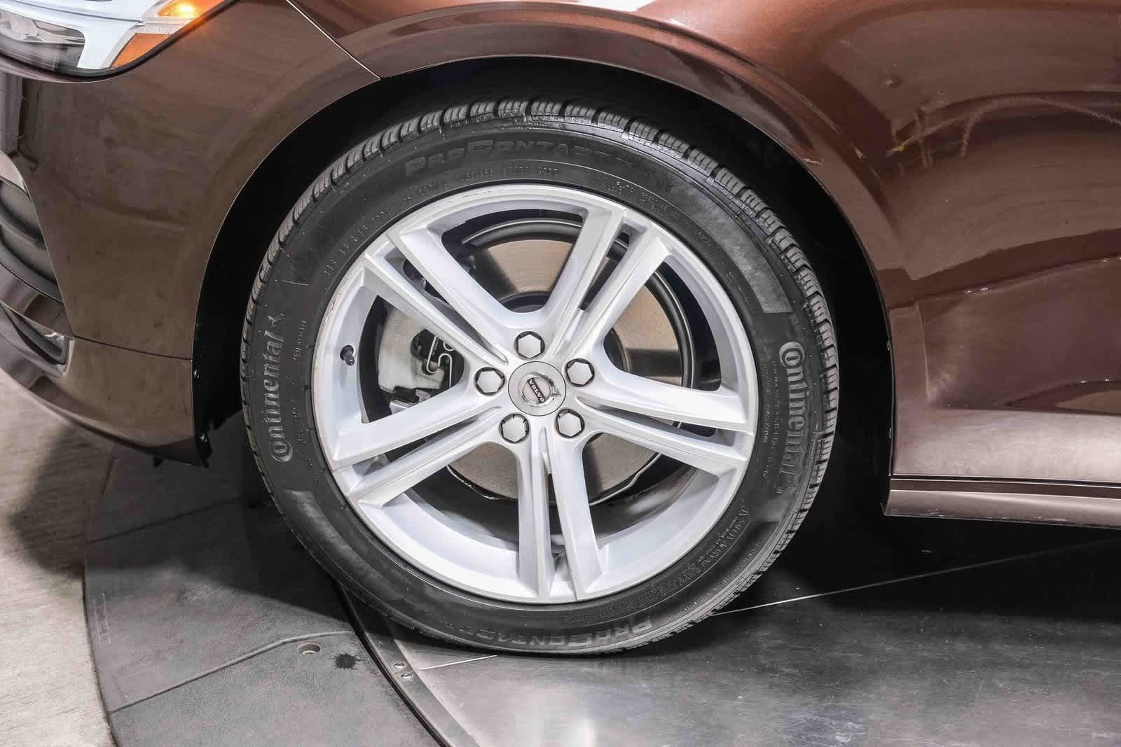 Thumbnail: 2018 Volvo S90 - 10