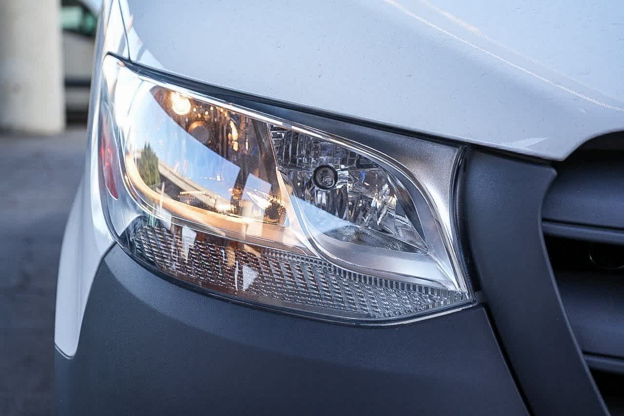 Thumbnail: 2026 Mercedes-Benz Sprinter - 4