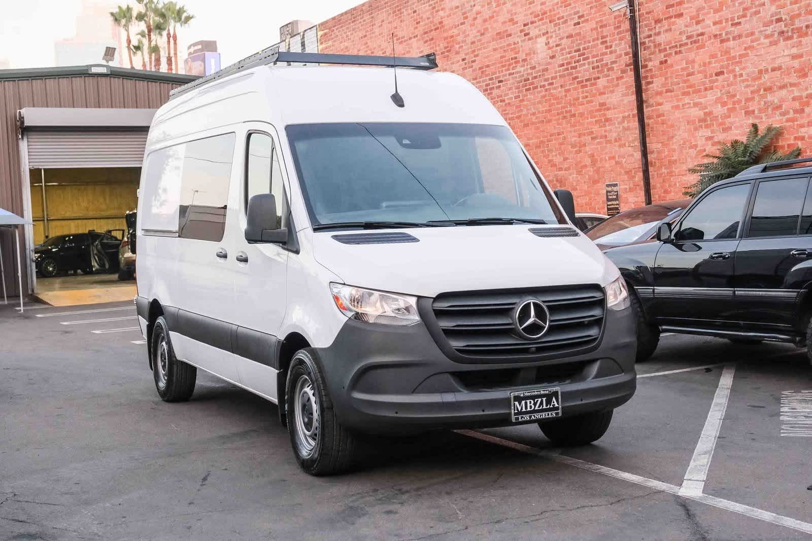 Thumbnail: 2022 Mercedes-Benz Sprinter - 3