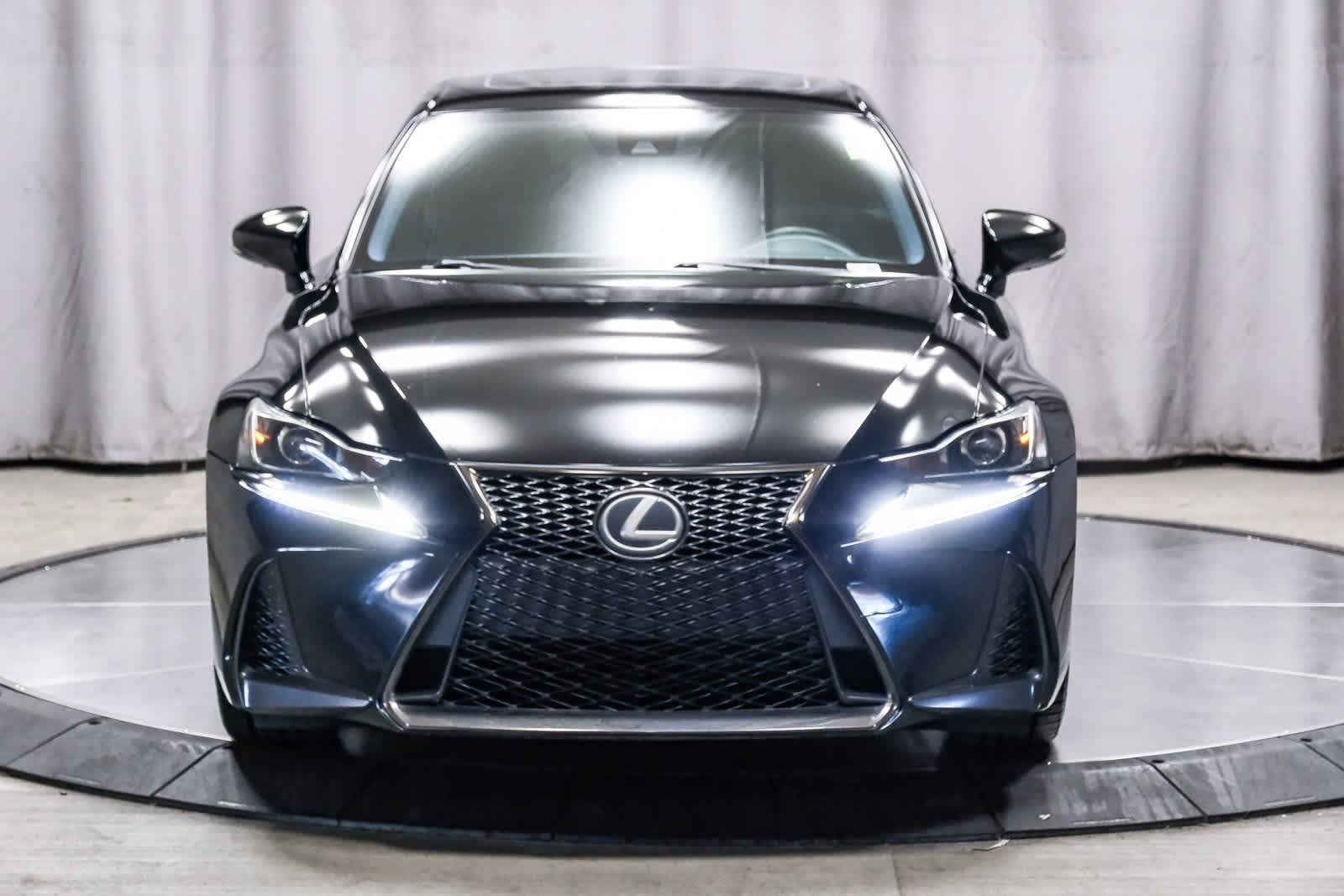 Thumbnail: 2017 Lexus IS - 6