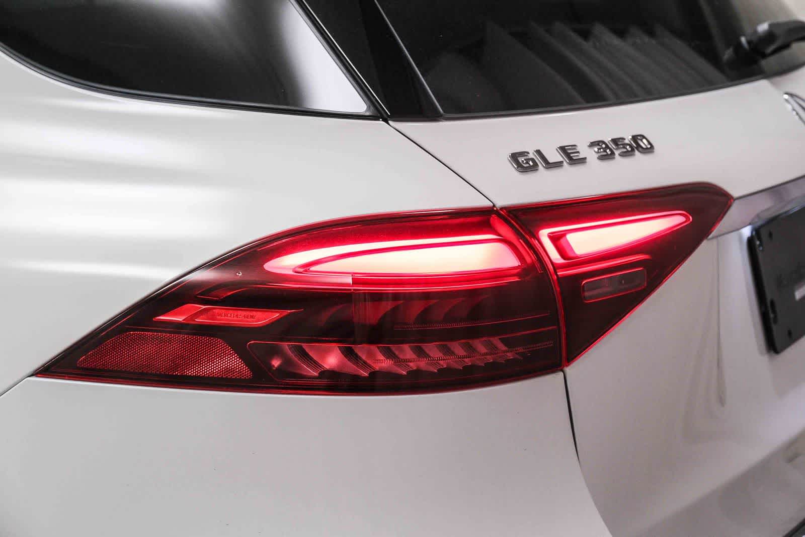 Thumbnail: 2026 Mercedes-Benz GLE - 7