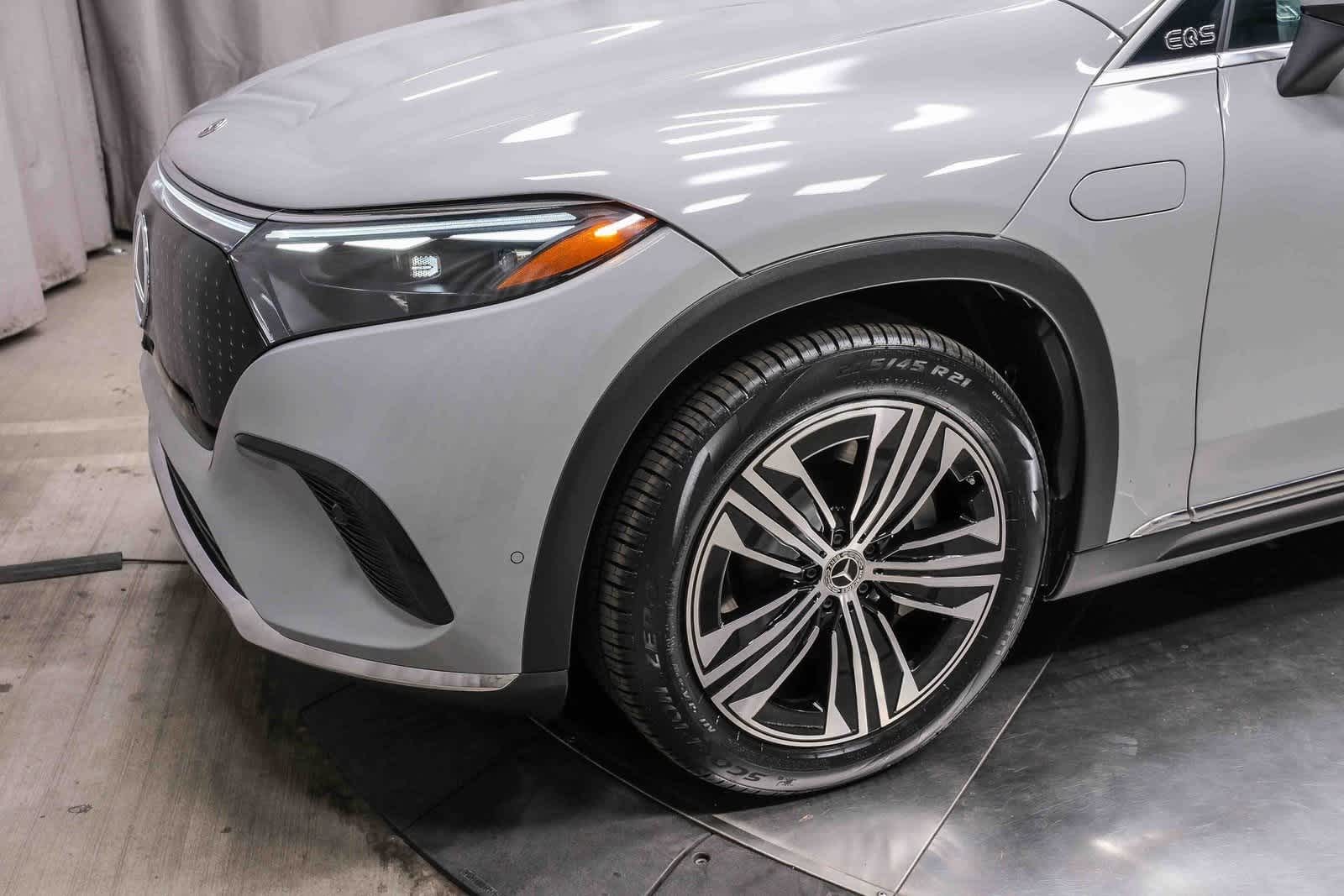 Thumbnail: 2023 Mercedes-Benz EQS - 11