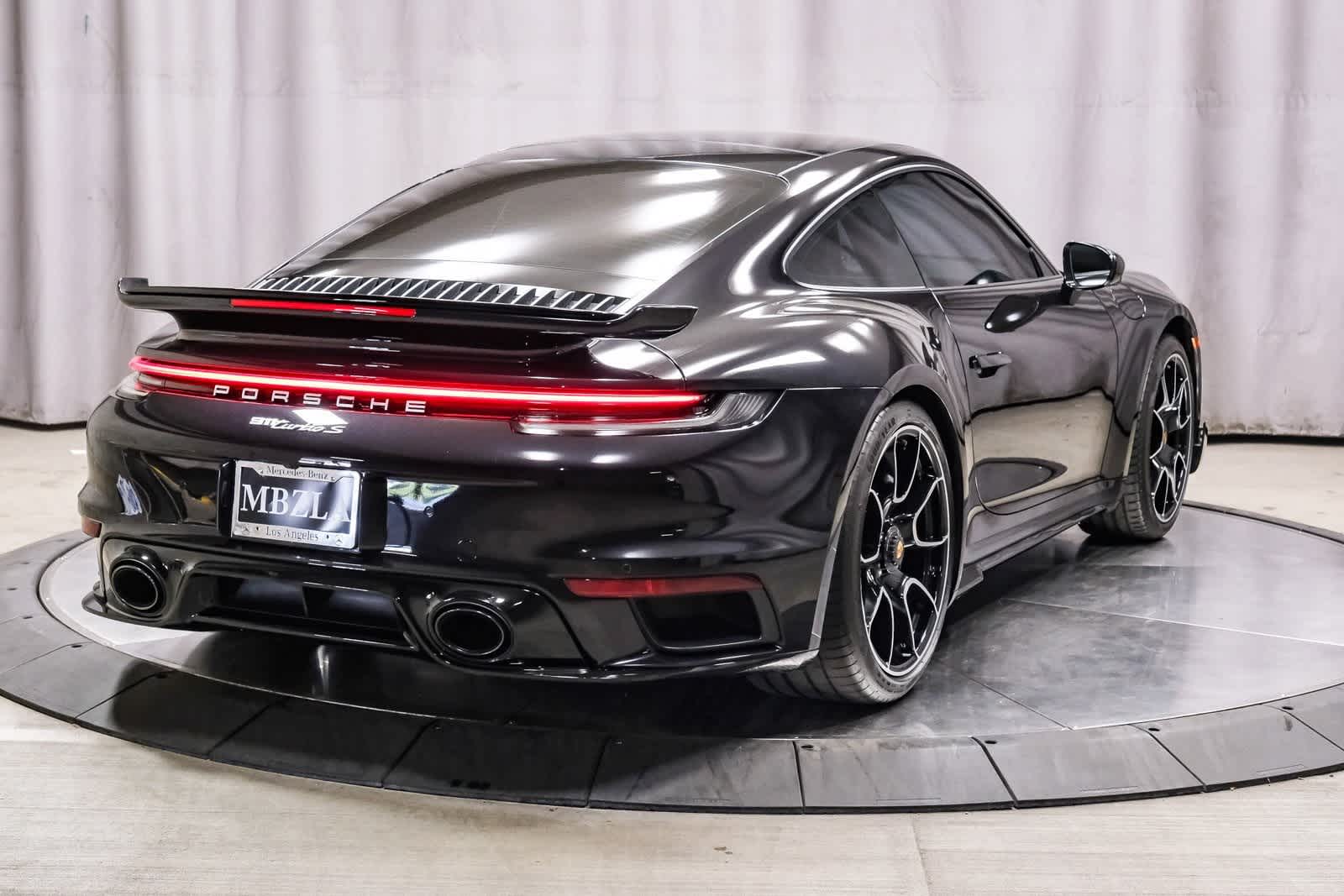 Thumbnail: 2023 Porsche 911 - 4