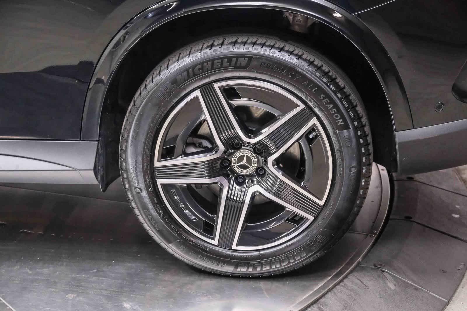 Thumbnail: 2025 Mercedes-Benz GLC - 9