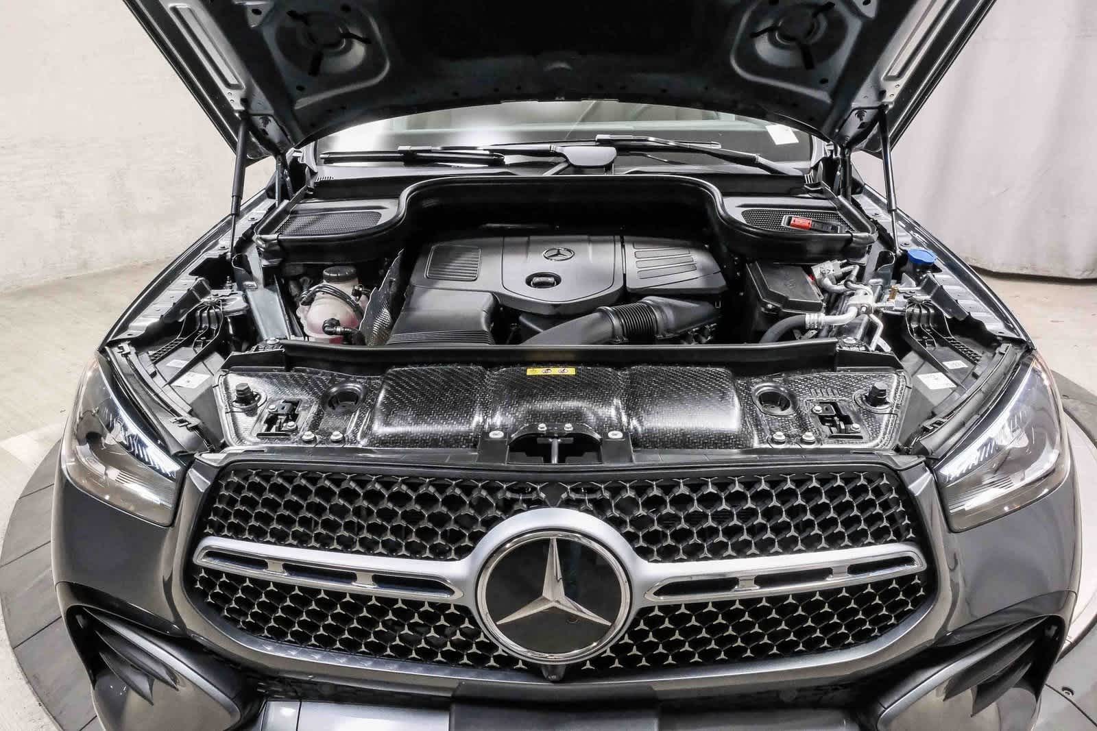 Thumbnail: 2025 Mercedes-Benz GLE - 30