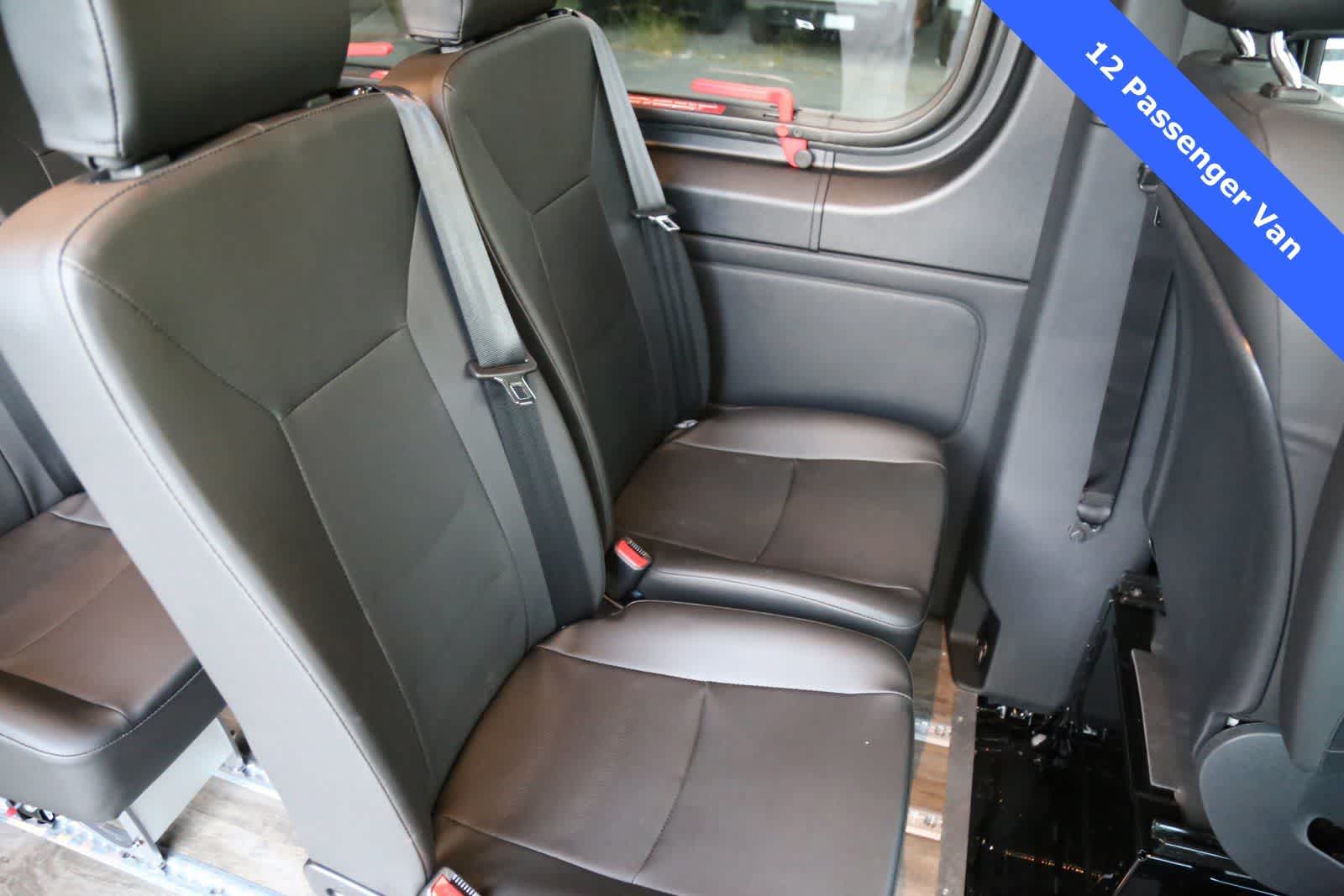 Thumbnail: 2024 Mercedes-Benz Sprinter - 14