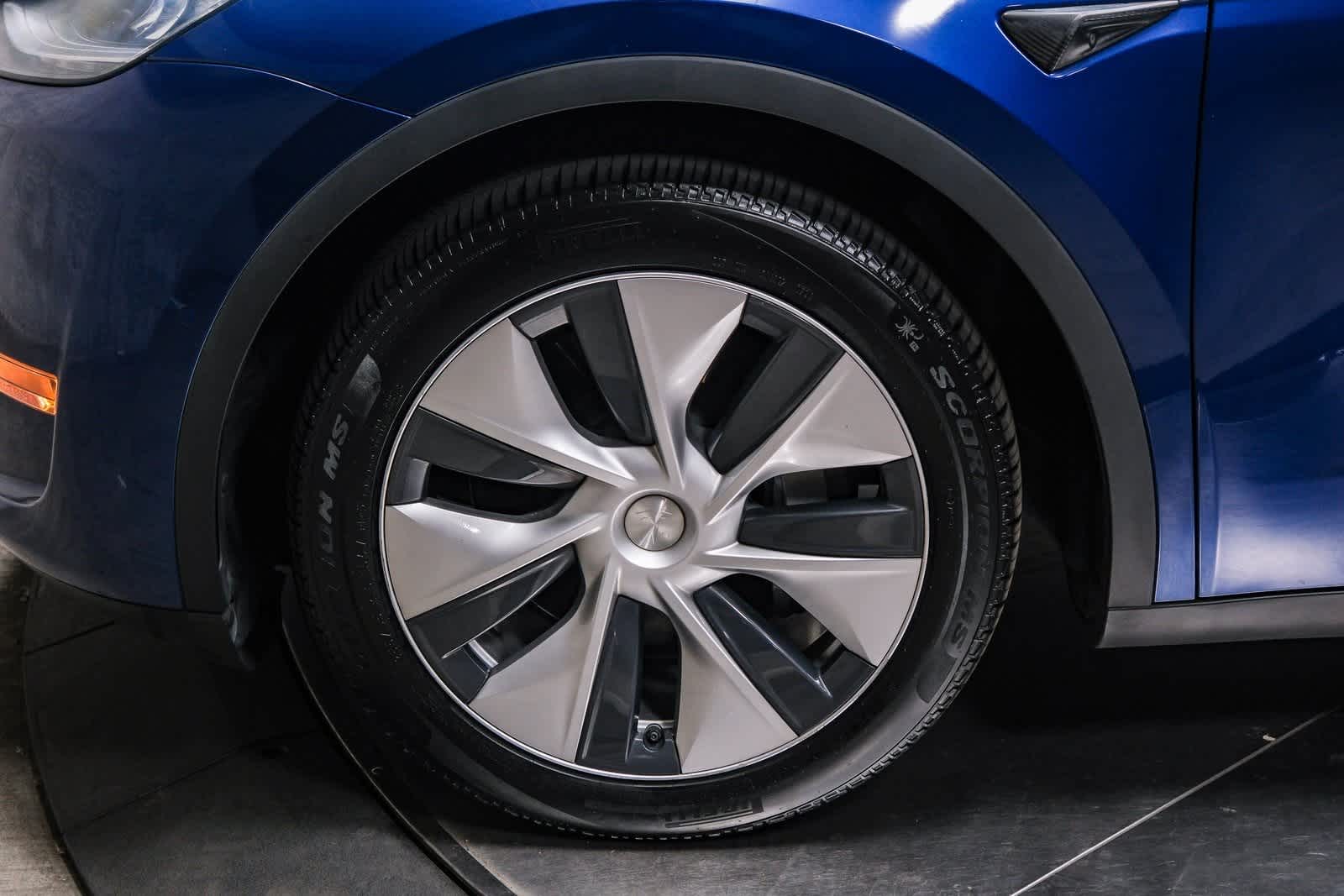 Thumbnail: 2021 Tesla Model Y - 9