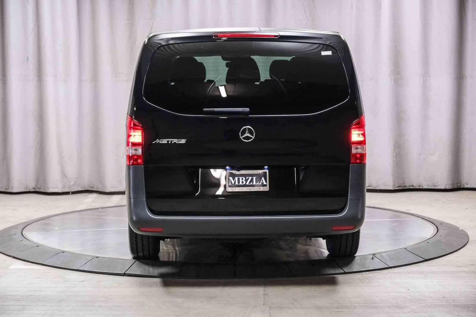 Thumbnail: 2023 Mercedes-Benz Metris - 3