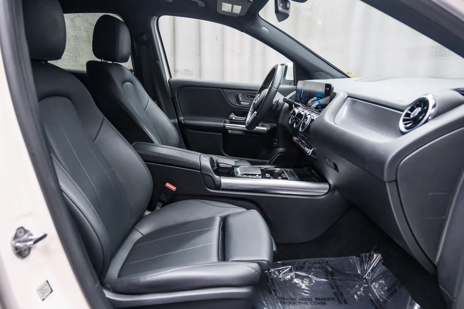 Thumbnail: 2023 Mercedes-Benz GLA - 18