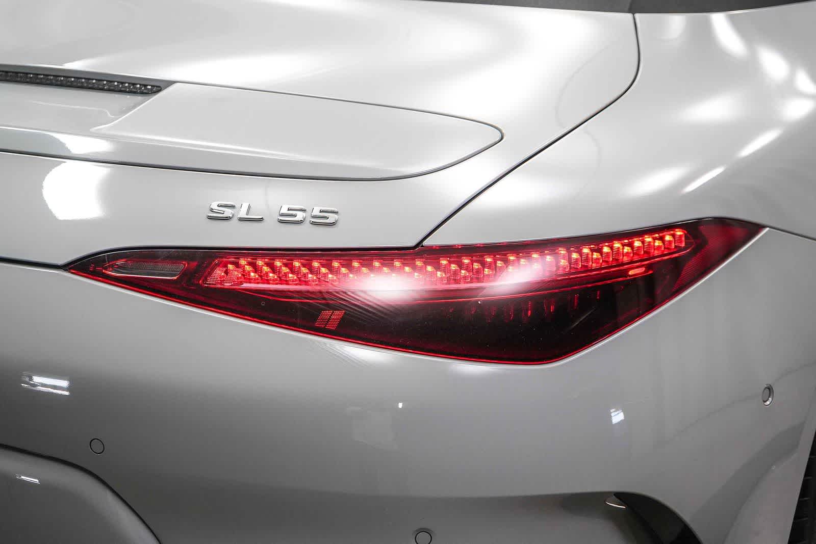 Thumbnail: 2022 Mercedes-Benz SL-Class - 12
