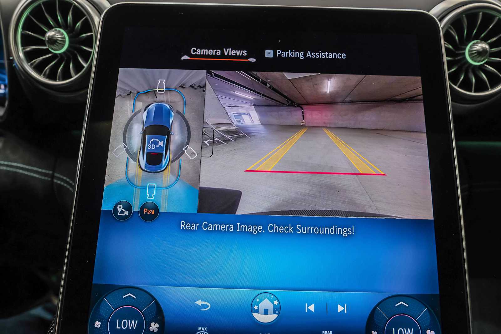 Thumbnail: 2025 Mercedes-Benz AMG GT - 26