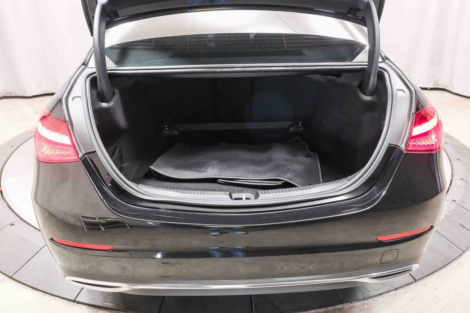 Thumbnail: 2023 Mercedes-Benz C-Class - 25