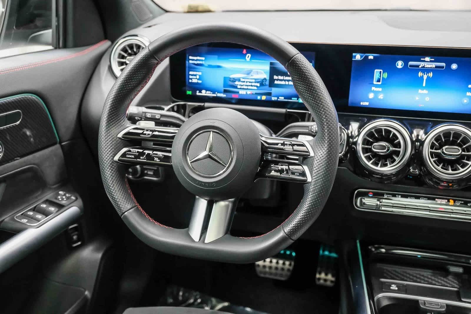 Thumbnail: 2025 Mercedes-Benz GLA - 17